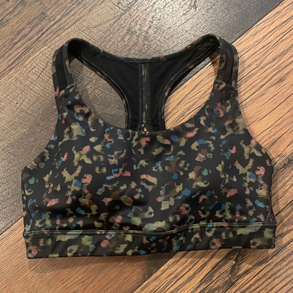 Athleta Contender Ancient Forest Leopard sports bra xs